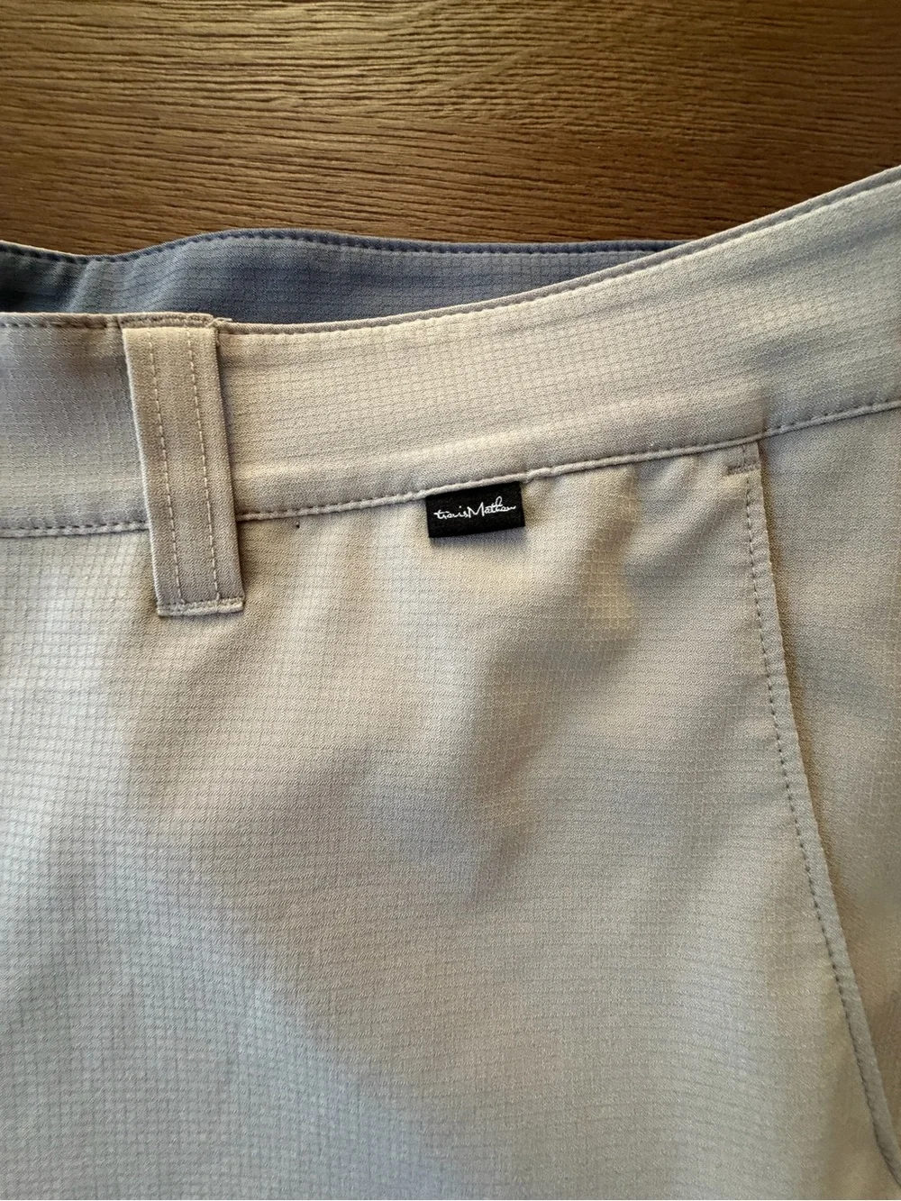 TravisMathew Men’s 40 Khaki Golf Shorts 20” Inseam Beige Performance